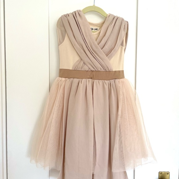Bundle of 8 princess/Rey dresses, sizes 5 and 6 - read description - Picture 10 of 10